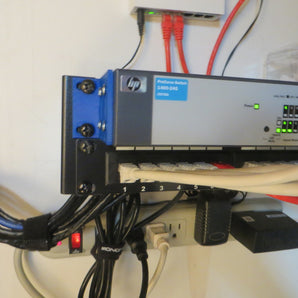 1U Switch-fäste för HP 1400 24g ProCurve Switch