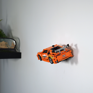 Väggfäste för Technic Toyota Supra 42204