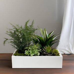 Modern rektangulär planteringskross i minimalistisk design