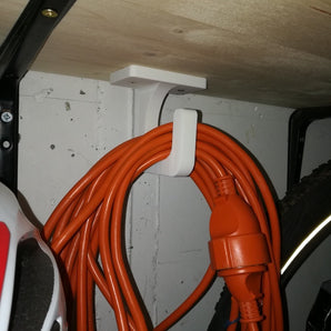Robust kabelkrok för 240V förlängningssladdar – optimal förvaring