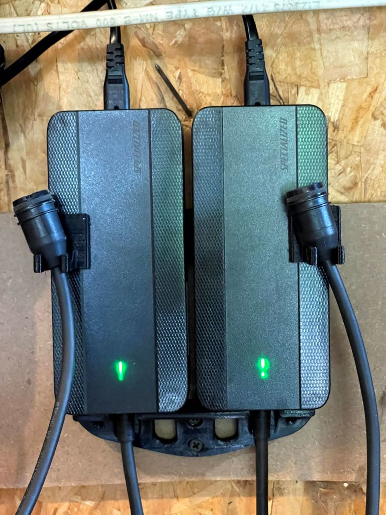 Specialized E-Bike Dobbelt Oplader Vægbeslag