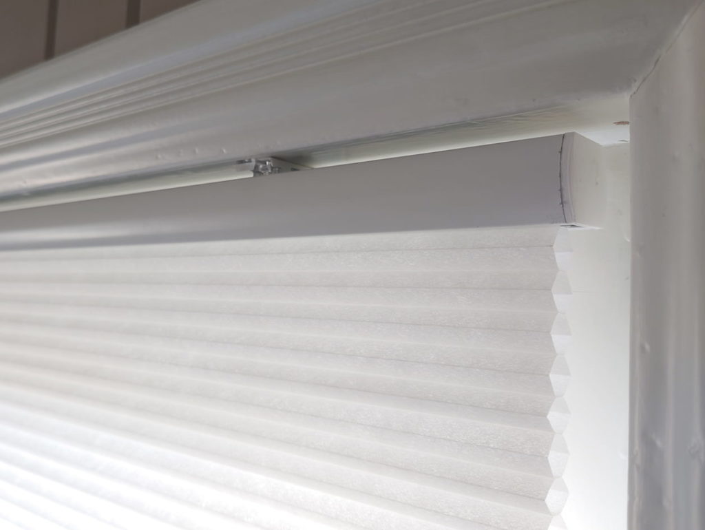 Ändskydd till Ikea Hoppvals Gardin