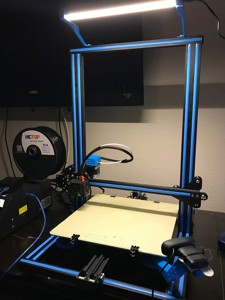 CR-10 Utilitech 11.8 LED-stånghållare / fäste för belysning under skåp
