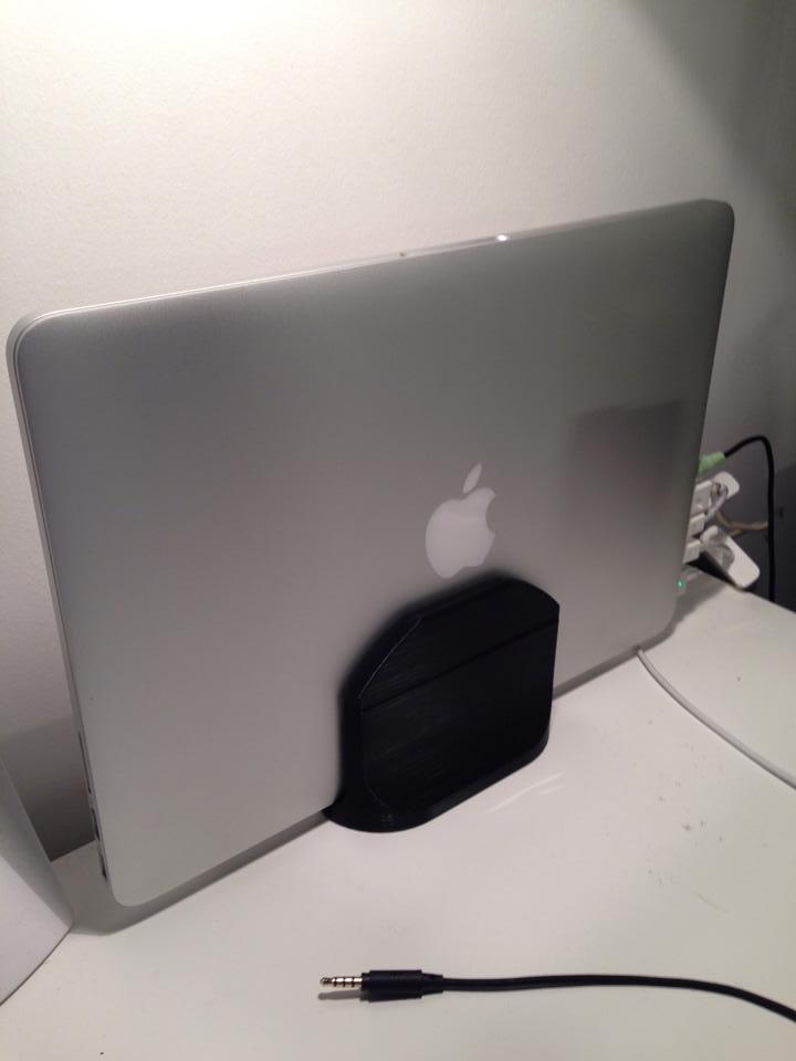 Docka för MacBook Pro Retina / Air 13 tum