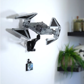 Justerbart väggfäste för UCS Tie Interceptor