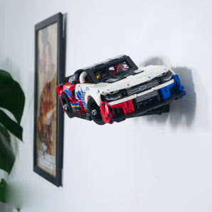 Väggfäste för Technic Nascar Chevrolet Camaro 42153