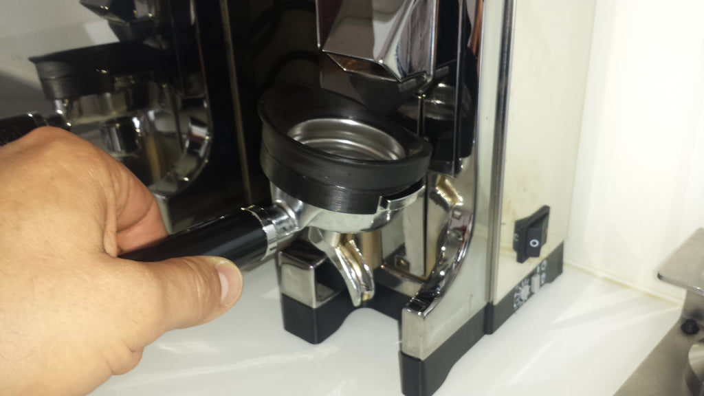 Kaffebehållare för espressomaskin