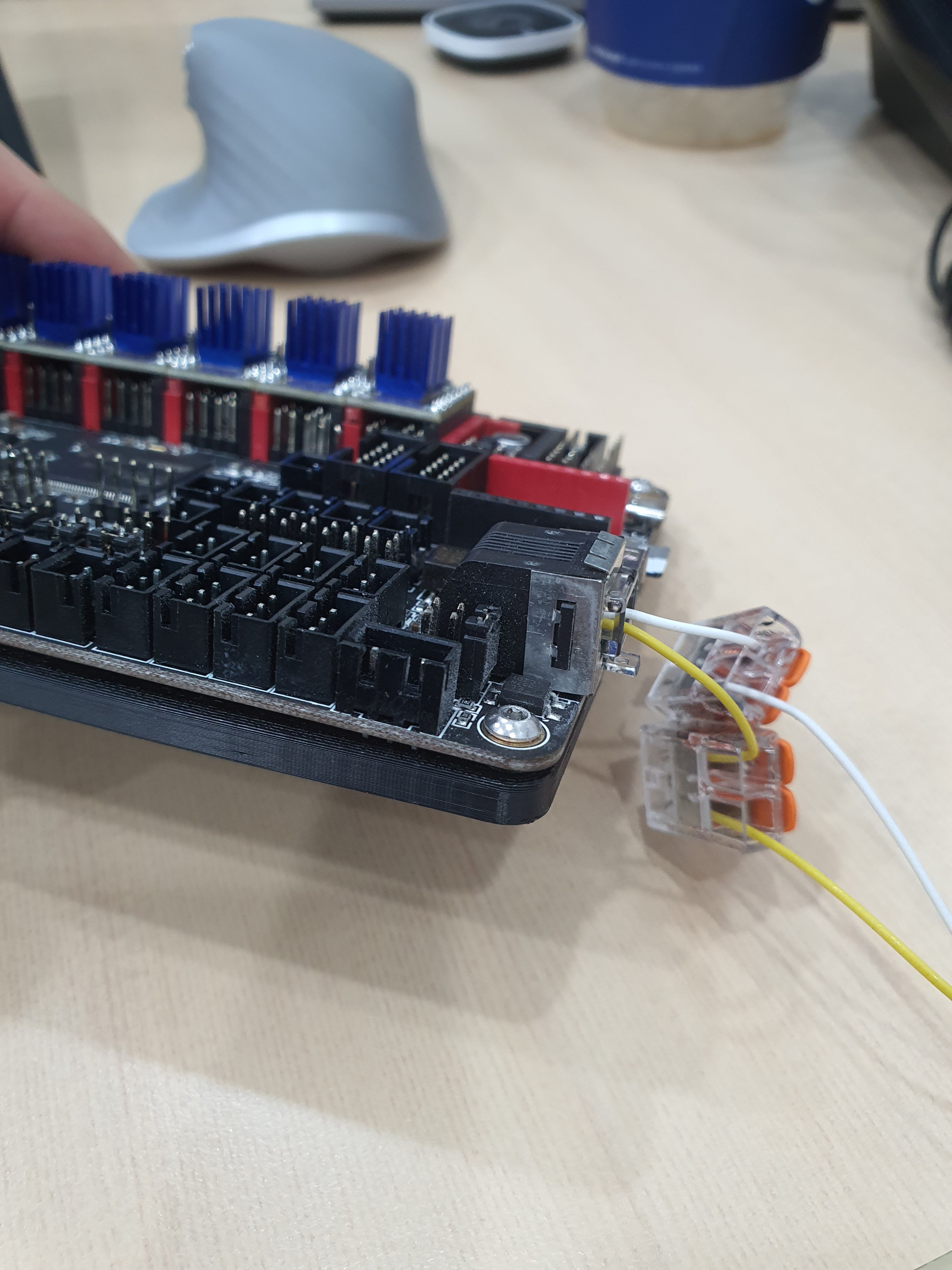 Låghöjd DIN-skena montering för LRS-200, RS-25, Raspberry Pi (3, 4 och Zero 2) och BTT Octopus