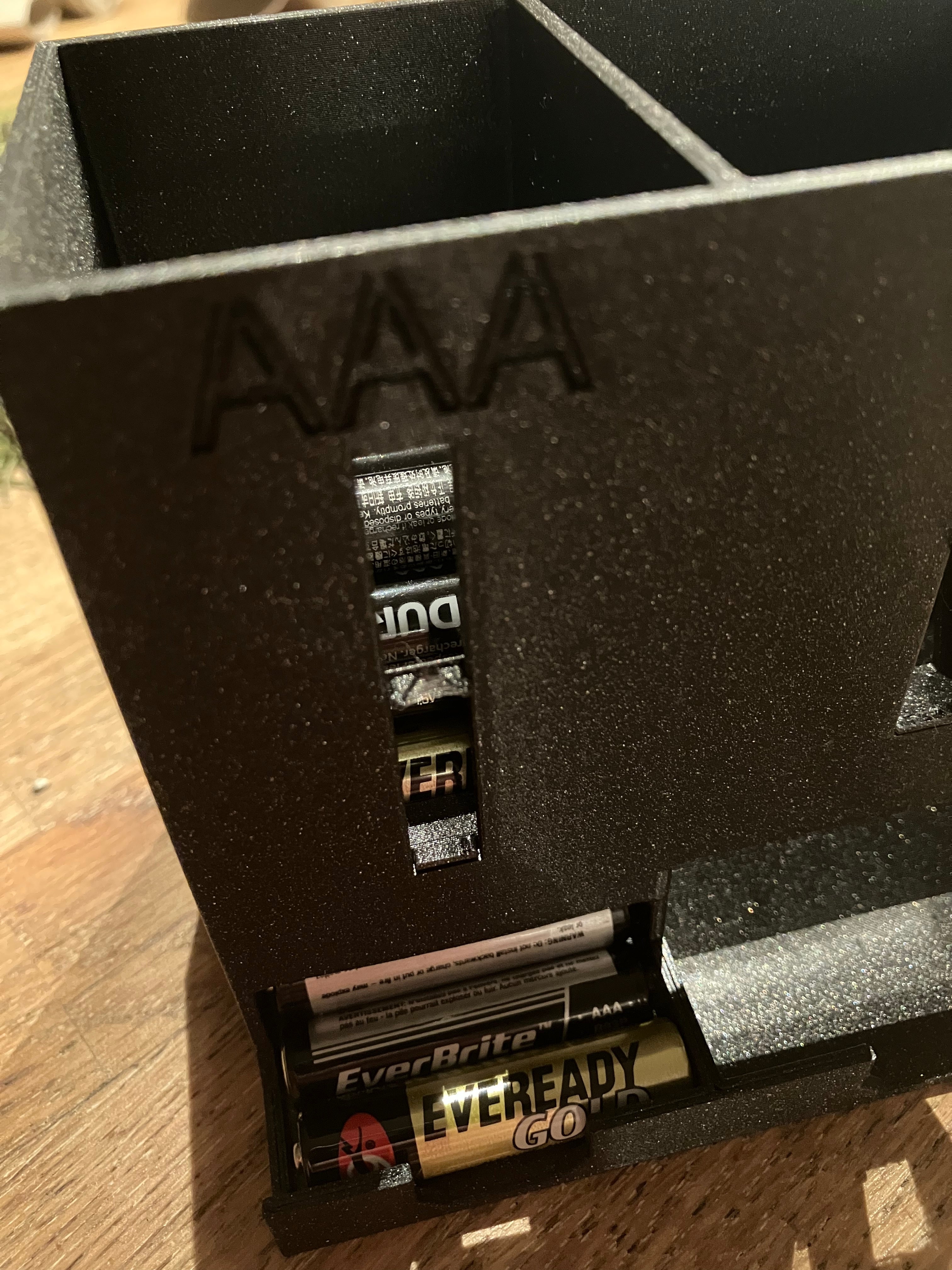 AA och AAA batterihållare