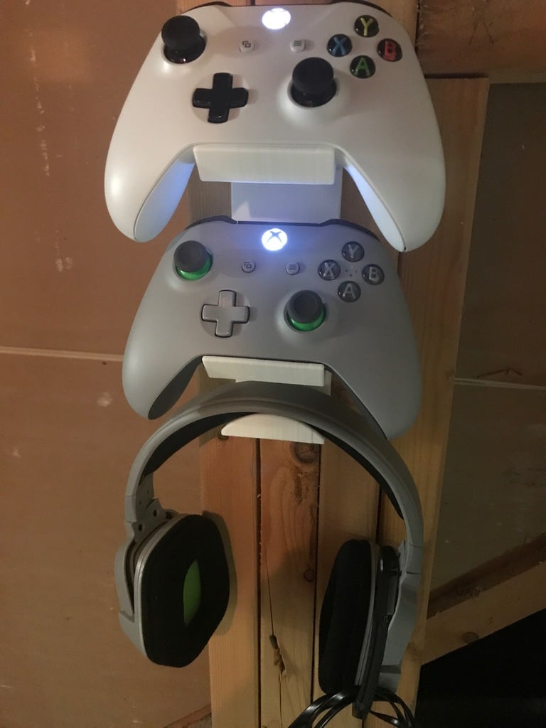 XBOX One Controller och Headset Väggfäste