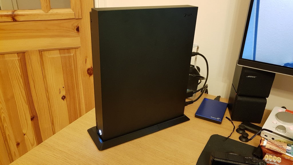 Xbox One X vertikalt stativ