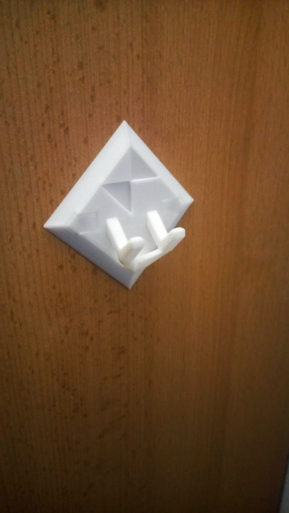 Modern vägghängare för kläder