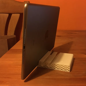 Justerbart iPad-stativ med bikakedesign
