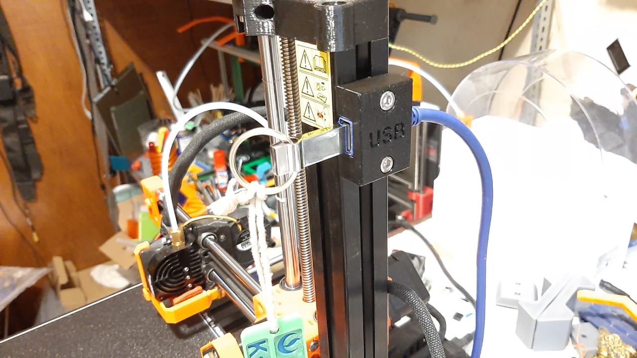 USB-förlängningskabel monteringsklämma för Prusa Mini
