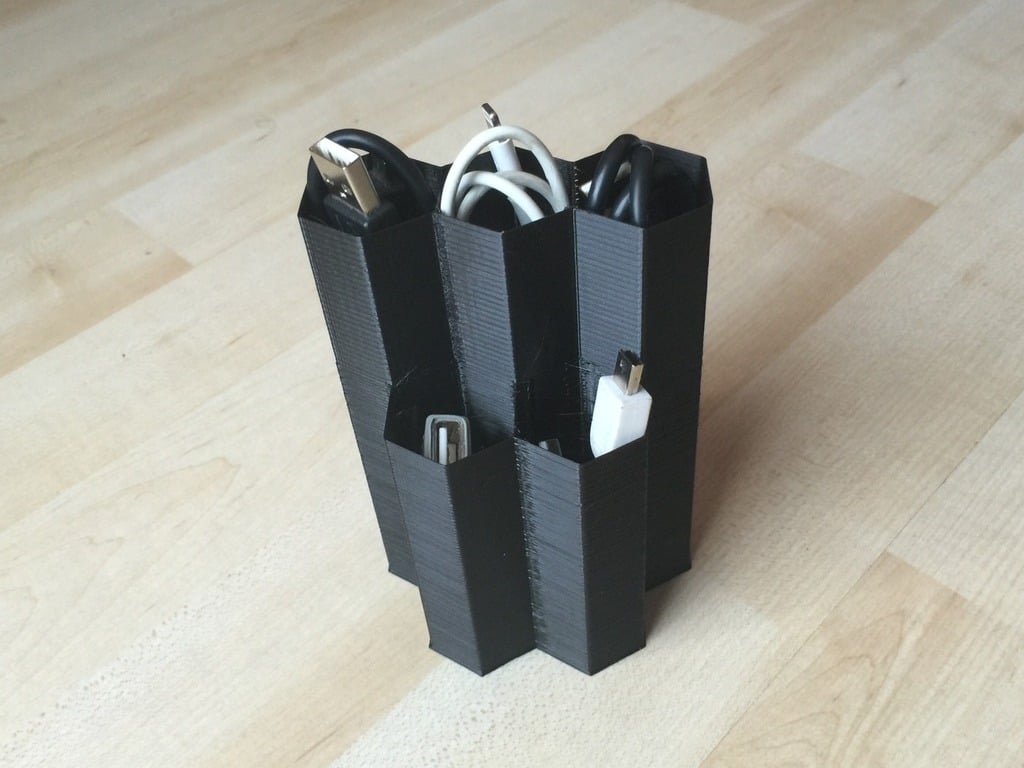 Cable Hive Lite - Kabelarrangör för skrivbordet