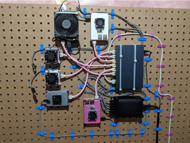 2 Pin Wire Clip (Pegboard) - Praktiska Clips för Wire Management