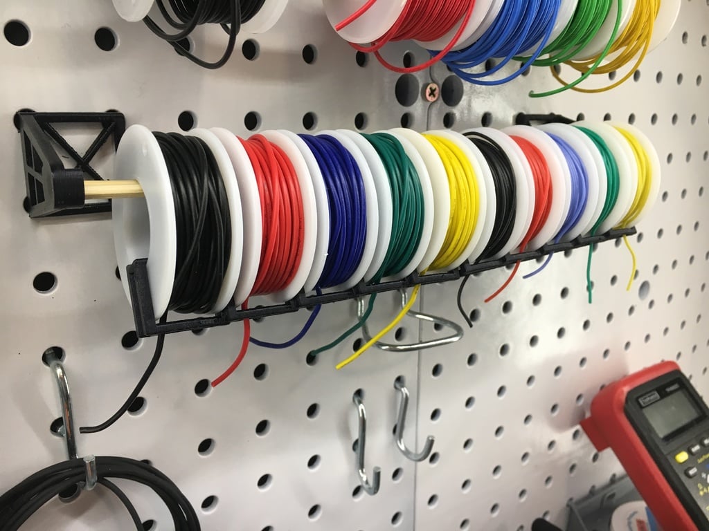 Peg Board trådhållare