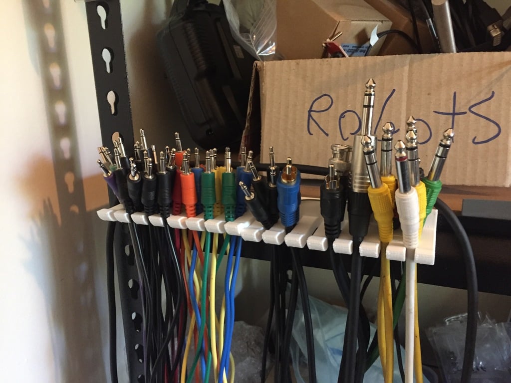 Eurorack Kabelhängare