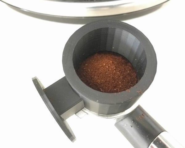 Kaffetratt och tamper