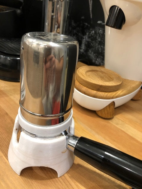 Nisch Zero Grind Cup tratt för La Pavoni