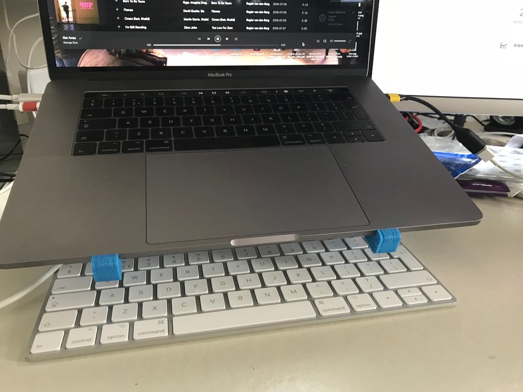 Bordsställ för Macbook Pro