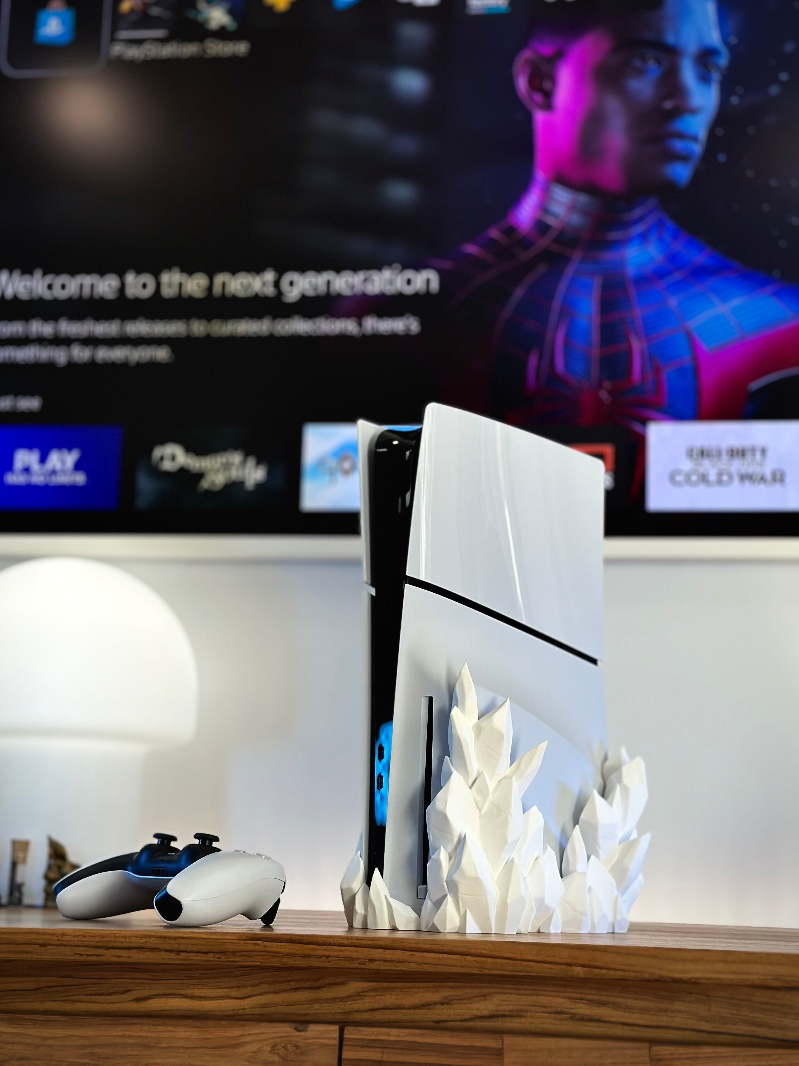 PS5 Slim Crystal Dock – Digital &amp; Skivversion
