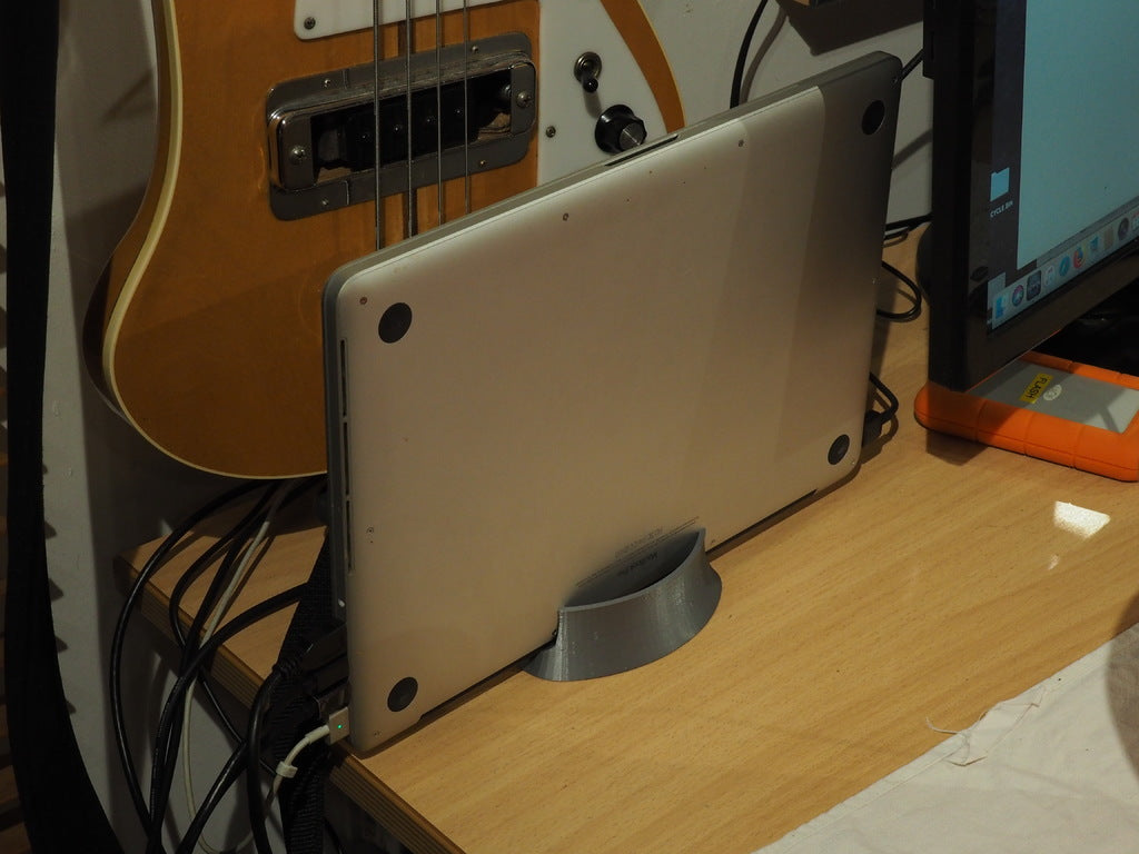 Macbook Pro-ställ för sluten bärbar dator