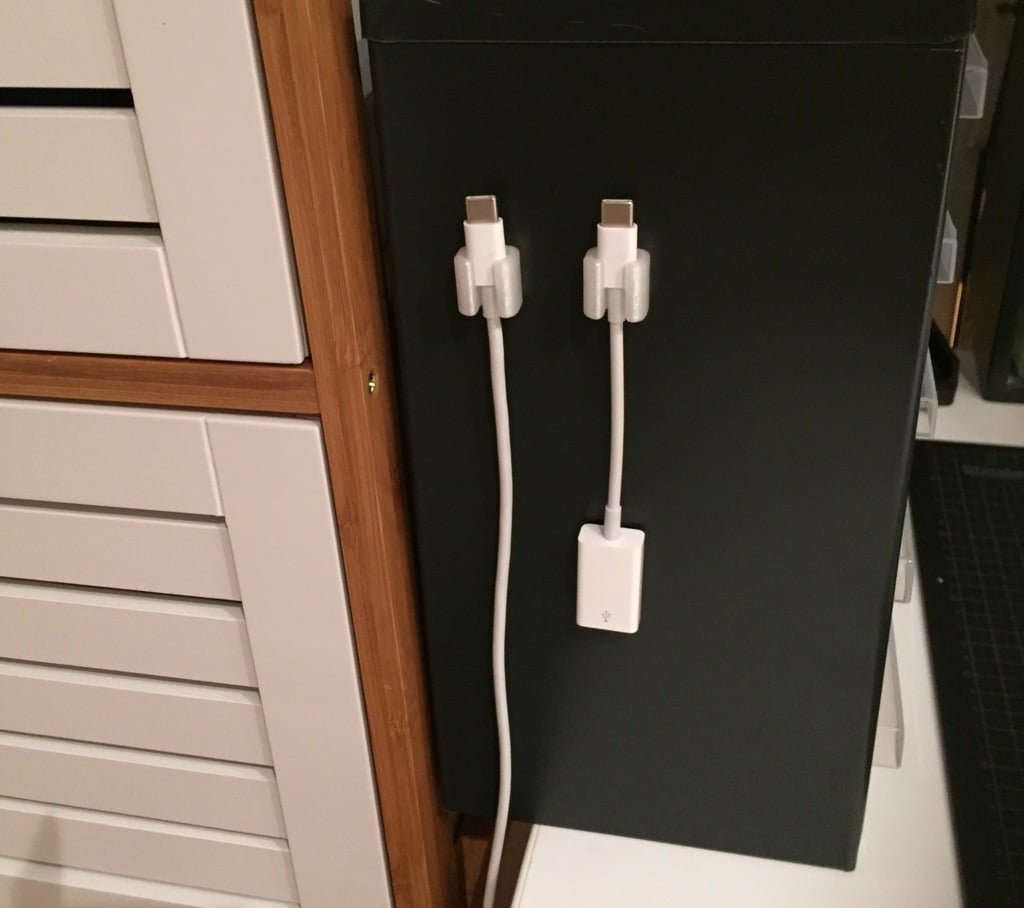 Hållare för Apple USB-C-kabel