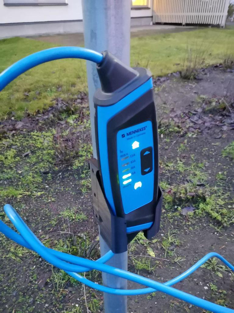 Hållare för laddkabelbox (Mennekes, VW)