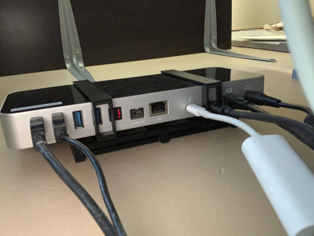 Vægbeslag med Ophæng til OWC Thunderbolt 3 Dock