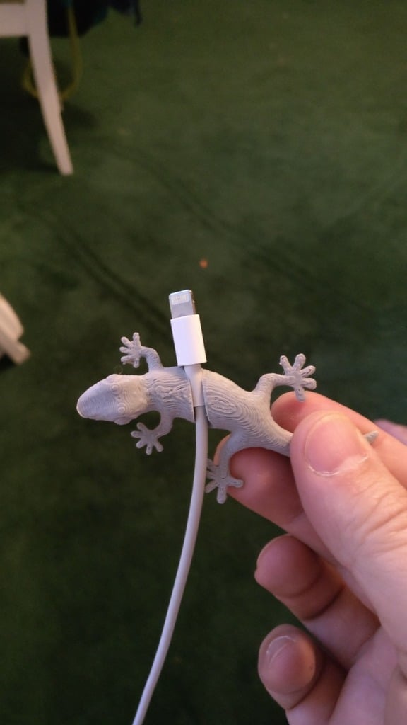 Gecko Wire Holder - Praktisk kabelhållare i Gecko-design