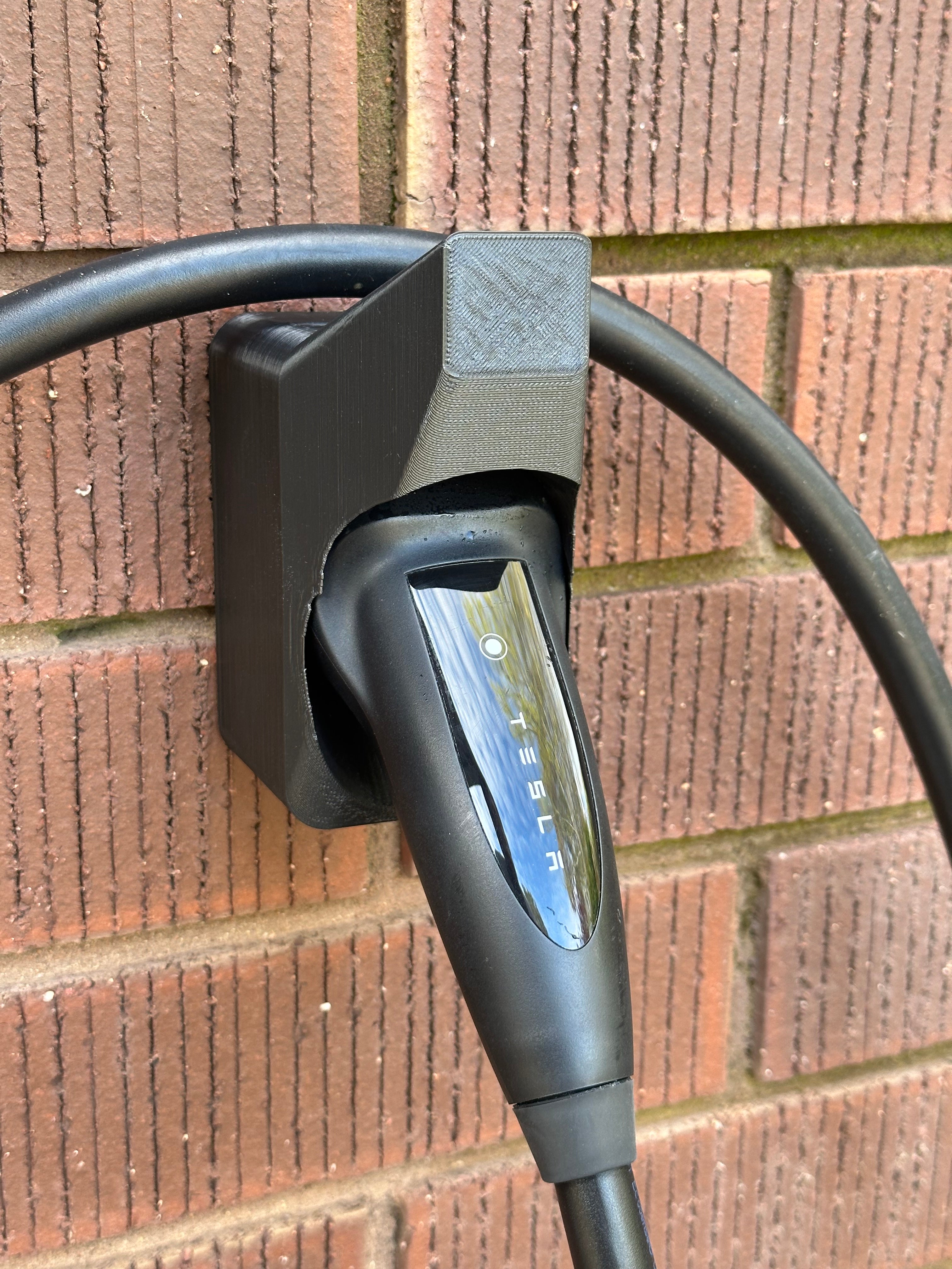 Tesla CCS2 Vægmonteret Ladestikholder