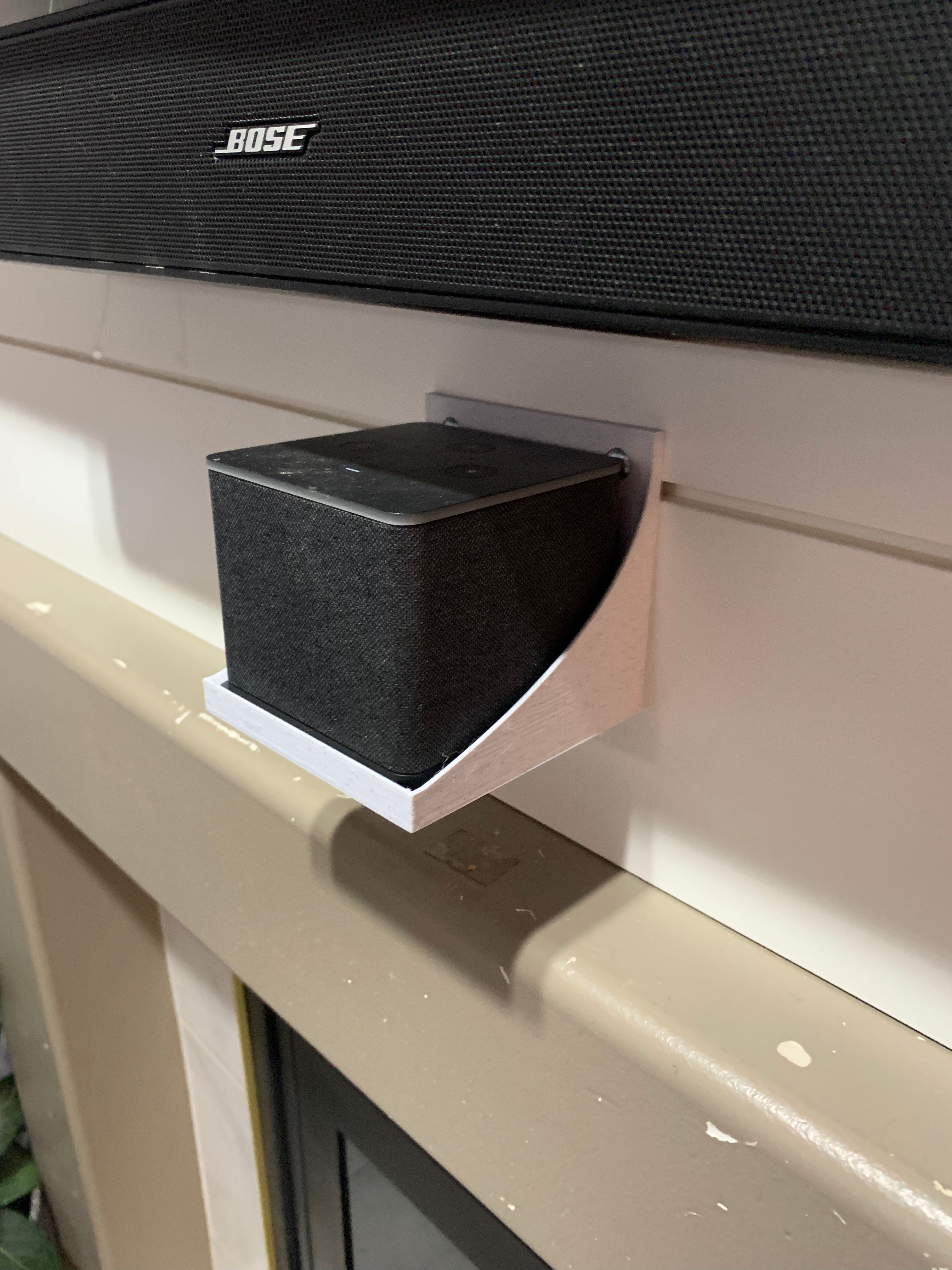 Vægmontering til Amazon Fire TV Cube 3. generation