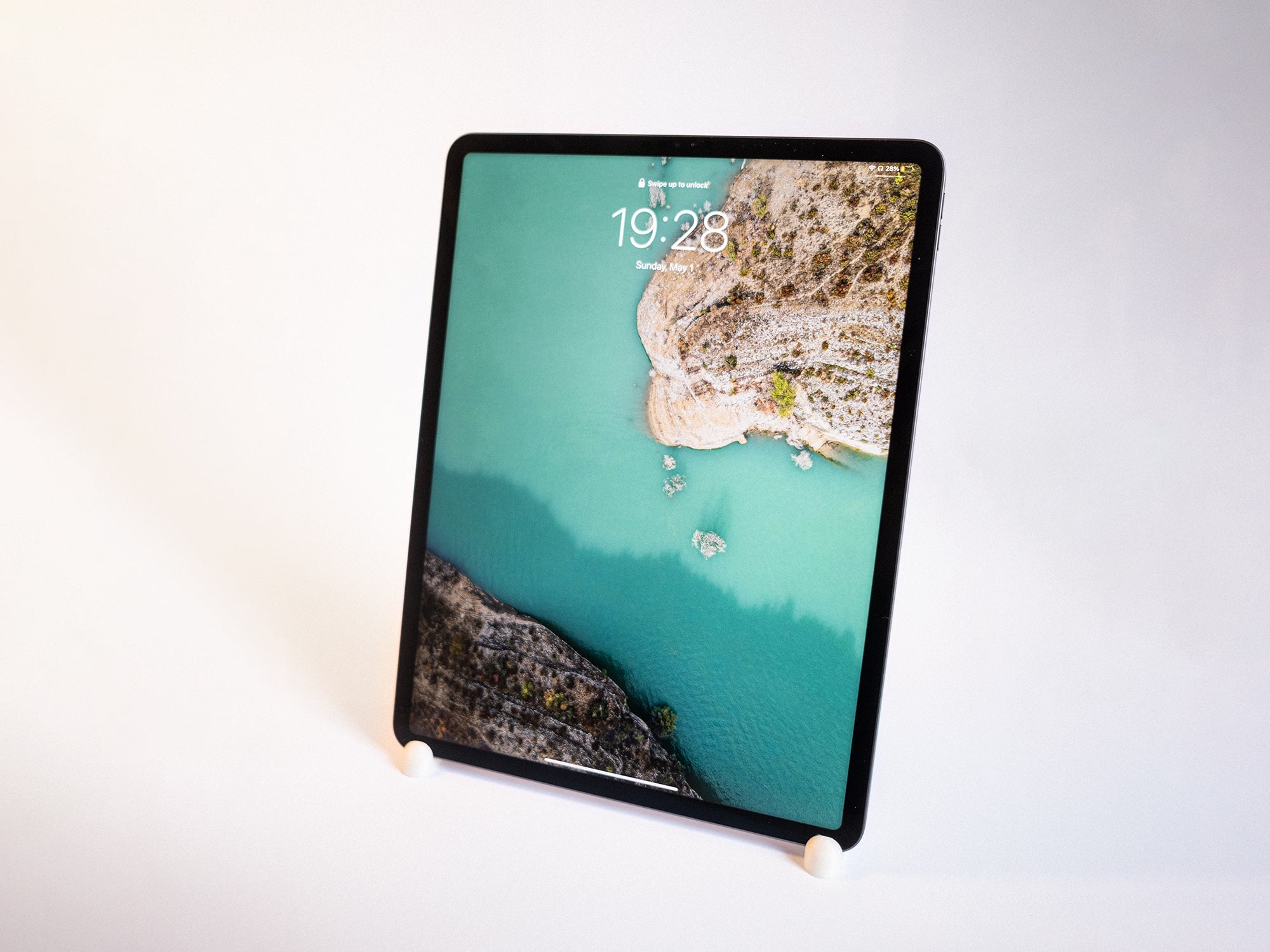 Stativ för iPad Pro 12,9" och iPad Air i liggande riktning