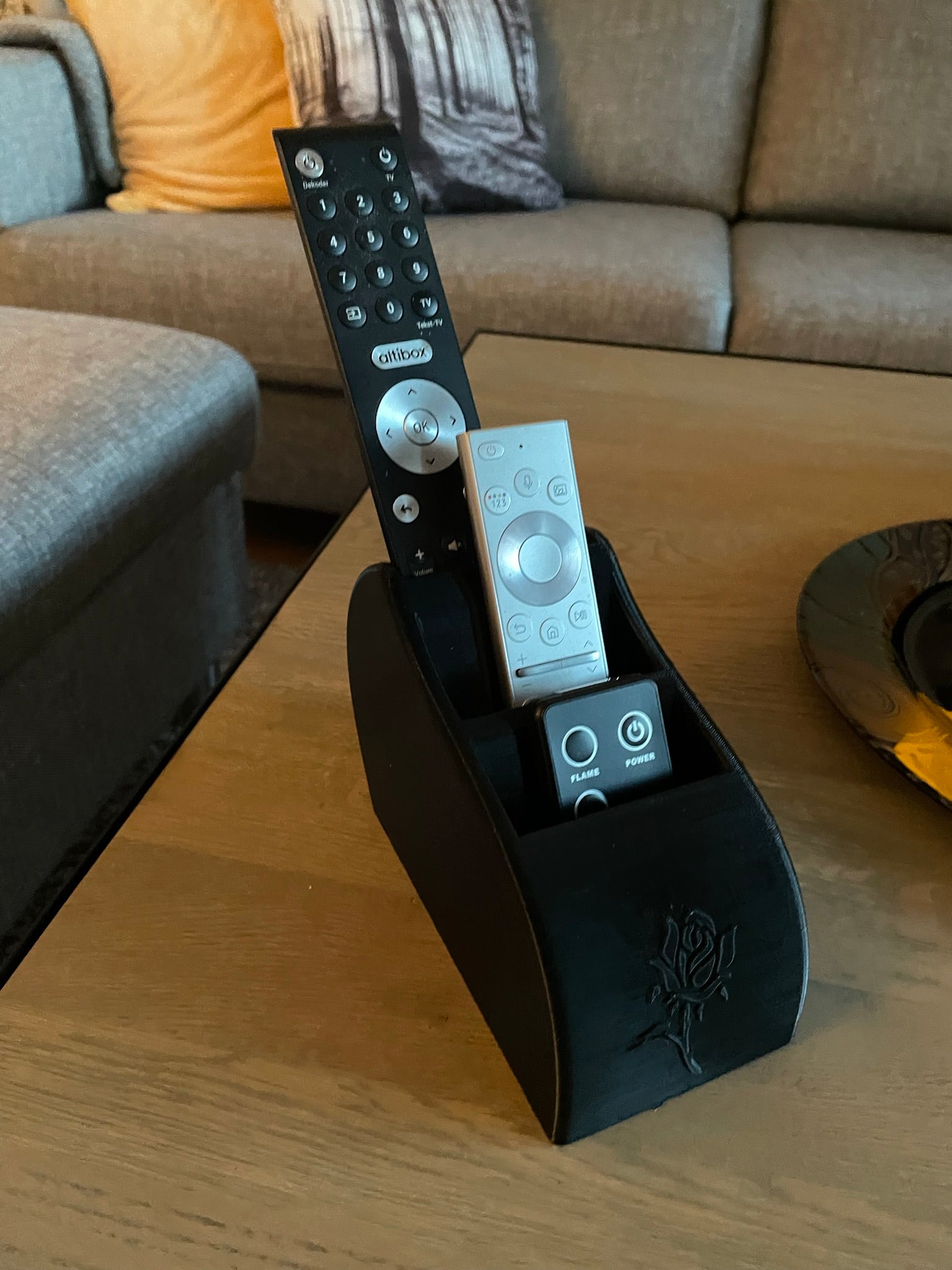 Fjärrkontrollhållare med PLA-tryck