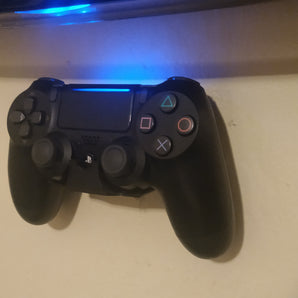 Diskret väggfäste för Playstation 4 Dualshock-kontroll