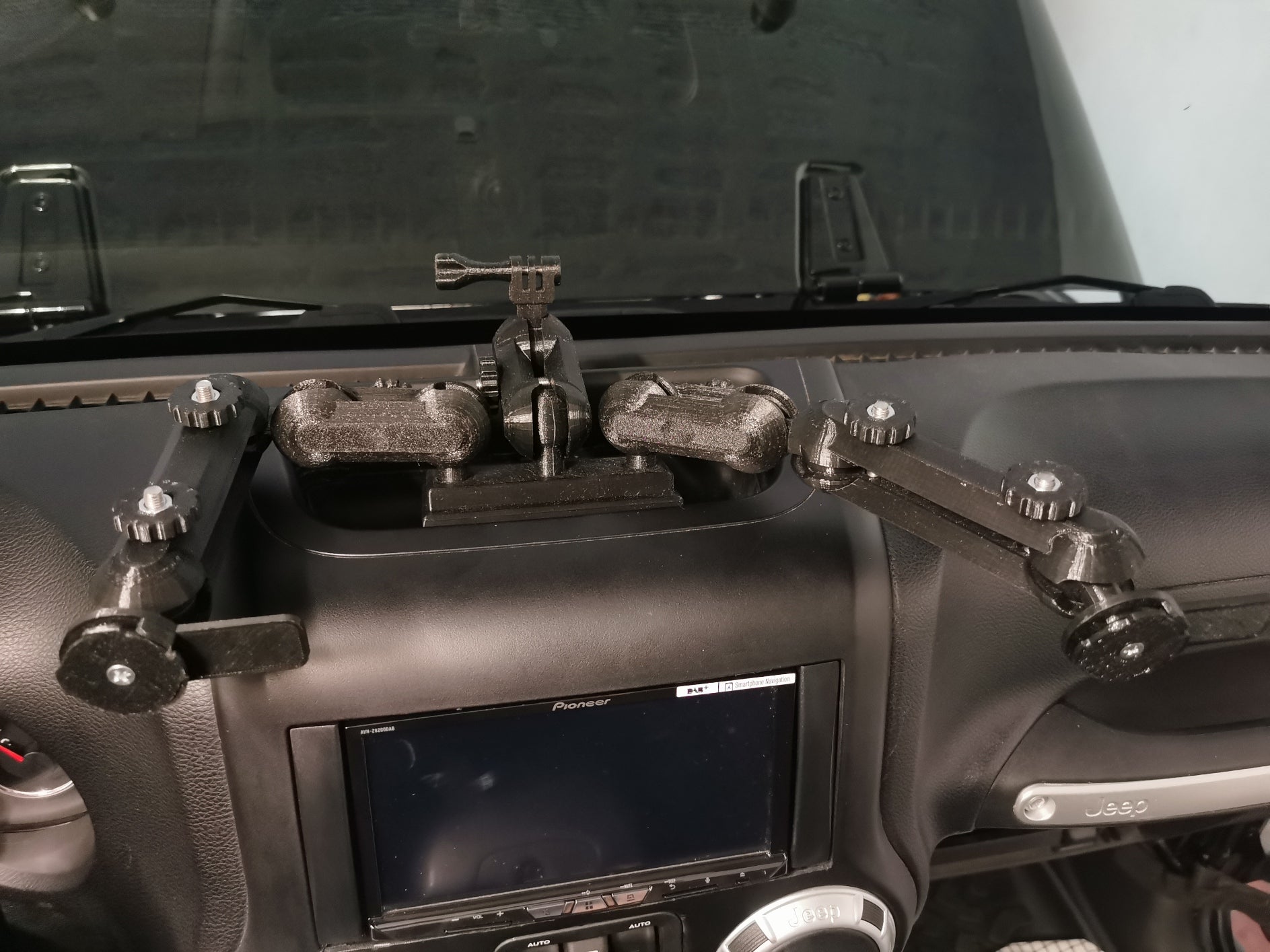 Jeep Wrangler JK Telefon-, surfplatta- och GoPro-hållare