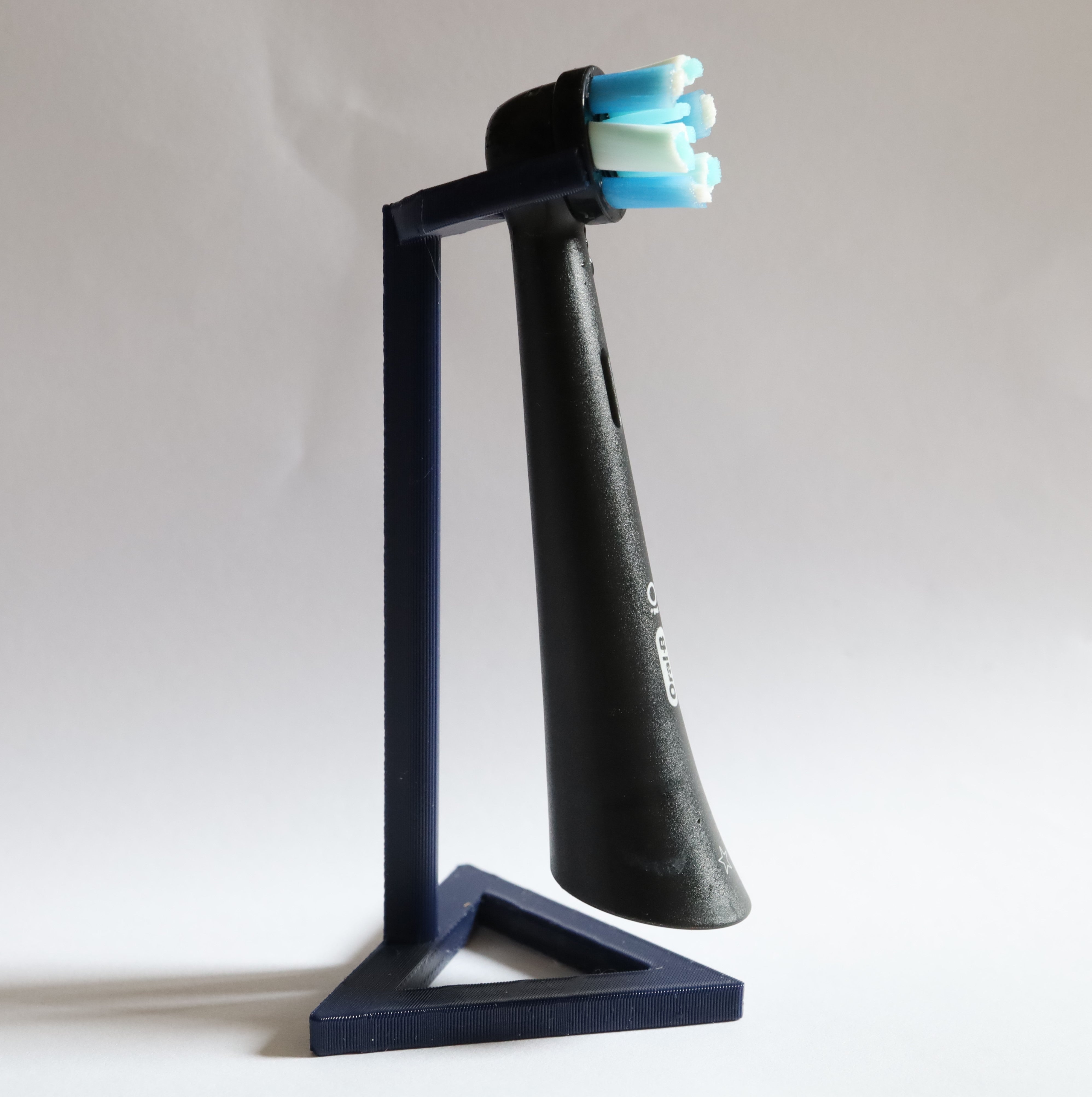 Børstehovedholder til Oral B IO Tandbørstehoveder