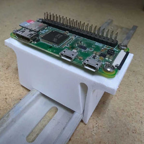 DIN-skenefäste för Raspberry Pi Zero