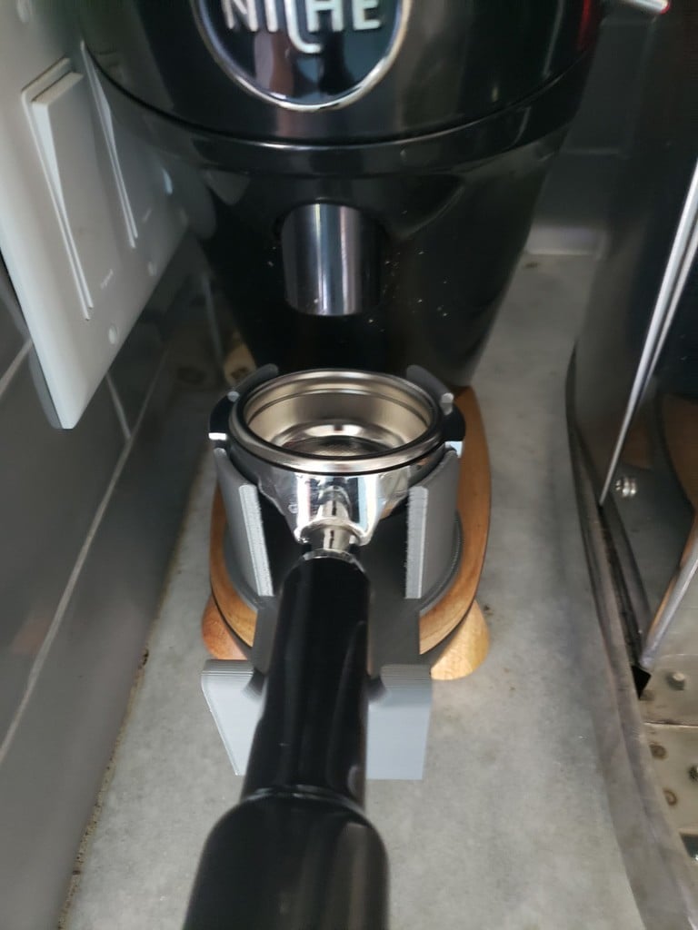 Portafilterhållare för Niche Zero