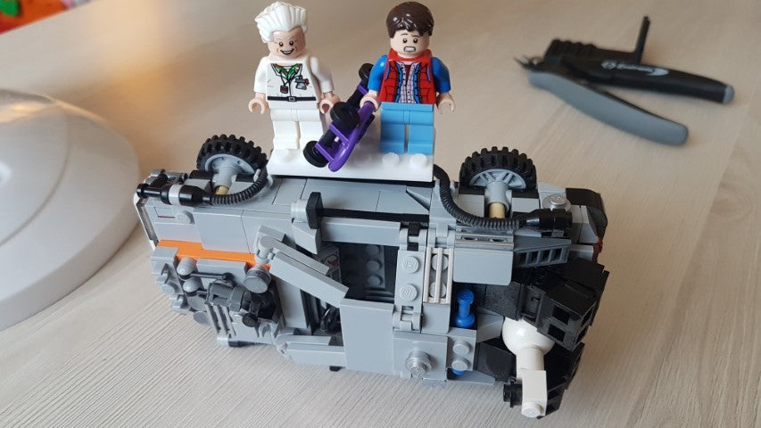 Vægmontering til Lego DeLorean (21103)