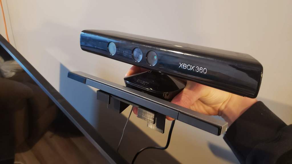Topp TV-fäste för Xbox Kinect &amp; Wii Sensor
