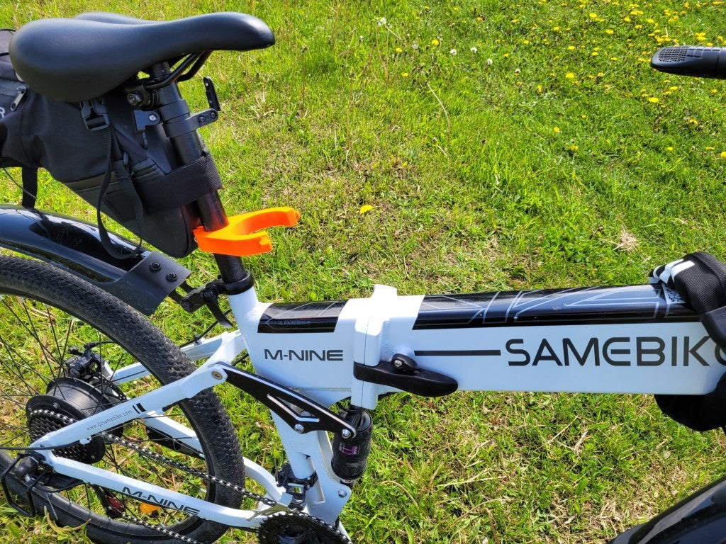 Sitsmonterad cykelflaskhållare med Fusion 360 parametrisk justering