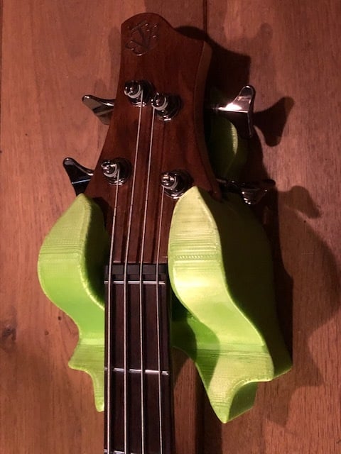 Ibanez Väggfäste för basgitarr - Säker väggmontering