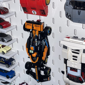 Väggfäste för LEGO McLaren F1 (76919) på IKEA Skadis