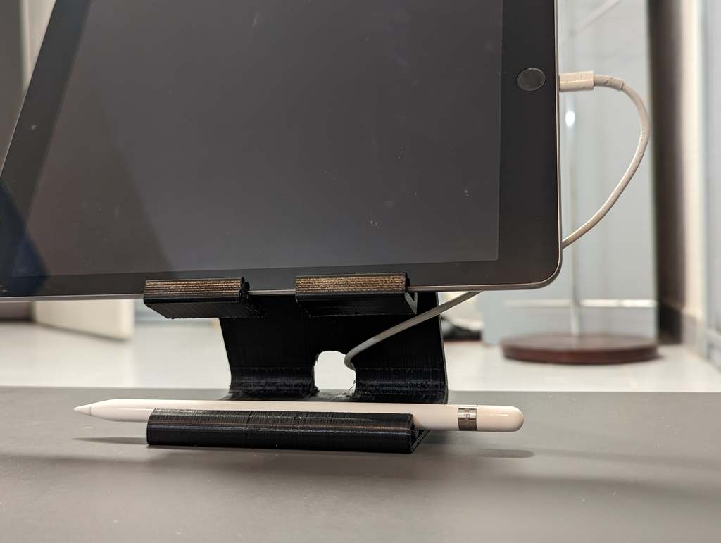 iPad &amp; Apple Pencil Stand för surfplattor och penna