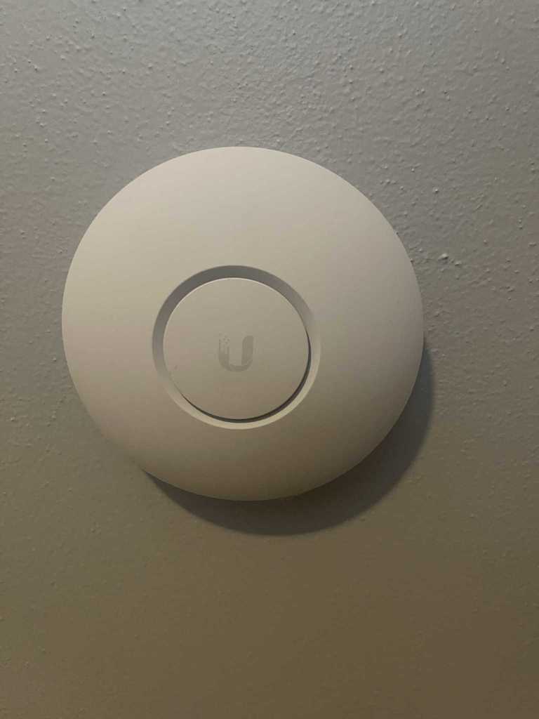 Ubiquiti Unifi Access Point AC Lite Väggplatta med Keystone