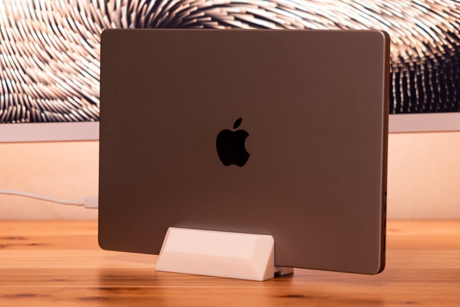 Vertikalt stativ för MacBook Pro 14-tum (2021) och andra bärbara datorer