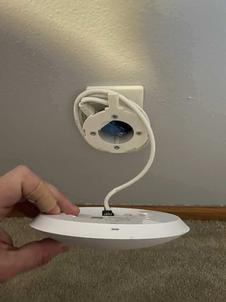 Ubiquiti Unifi Access Point AC Lite Väggplatta med Keystone