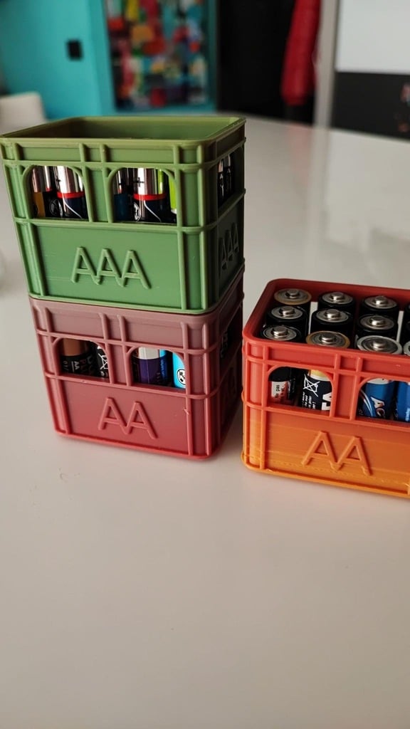 AAA-batterihållare i öllådadesign – stapelbar förvaring